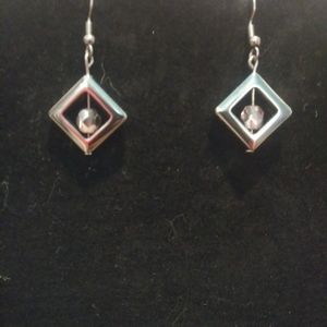 🦄Diamond shaped Hematite Earrings